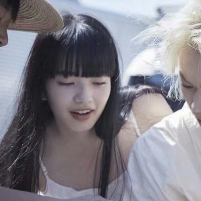 请问罪犯判刑了，关在监狱。监狱还会给家人写信要钱吗？游戏画面
