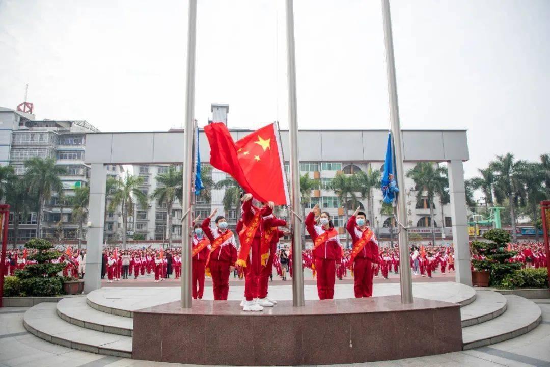 阴暗森林